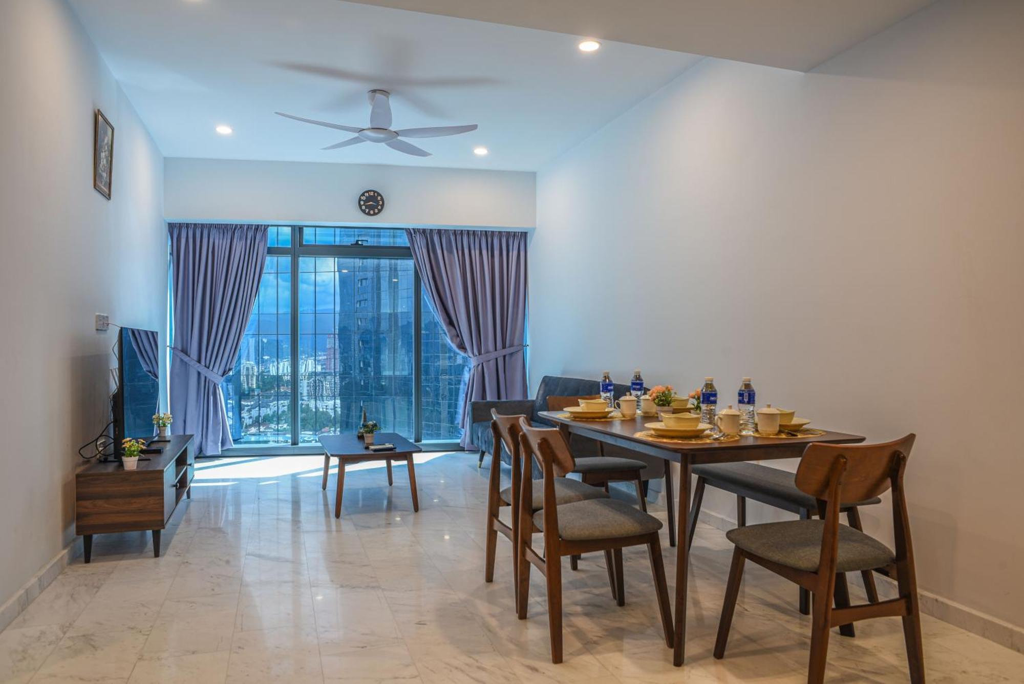 Eaton Klcc Suites By Elite Куала Лумпур Екстериор снимка